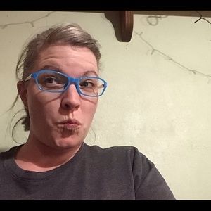 Meet your Posher, Angie